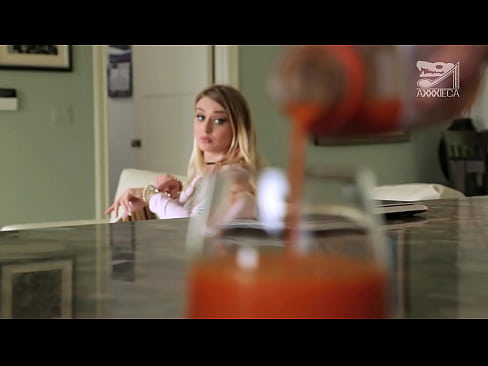 ❤️ Mtsikana wotentha wokhala ndi mawere akulu ndi mabere olimba amapeza tambala, koma molimba kwambiri ❌  pa ny.pornmega.ru  ☑